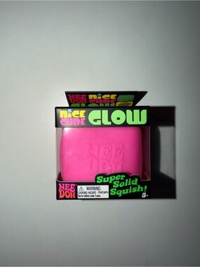 Needoh Nice Cube Glow Pink Super Solid Squish -